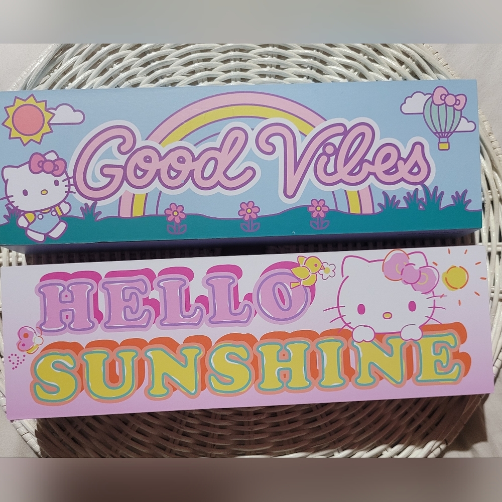 Hello kitty wall art decor